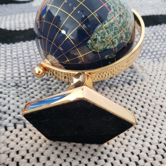 World Gemstome Globe Lapis colored - Picture 5 of 8